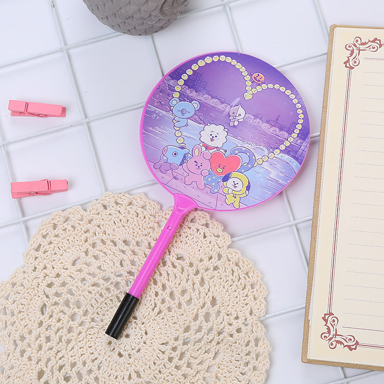 🌬️ Éventail Stylo BT21
